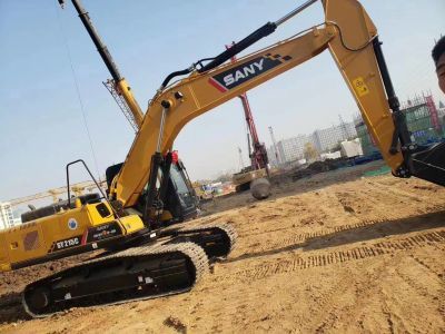 南京市出租25t5汽車(chē)起重機(jī)_哪里租賃吊車(chē)_匯租平臺(tái)